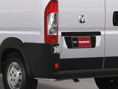 New 2024 RAM ProMaster 2500 w/ Convenience Group FWD image 16