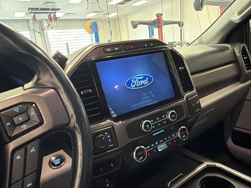 Used 2022 Ford F250 Limited AWD/4WD image 4