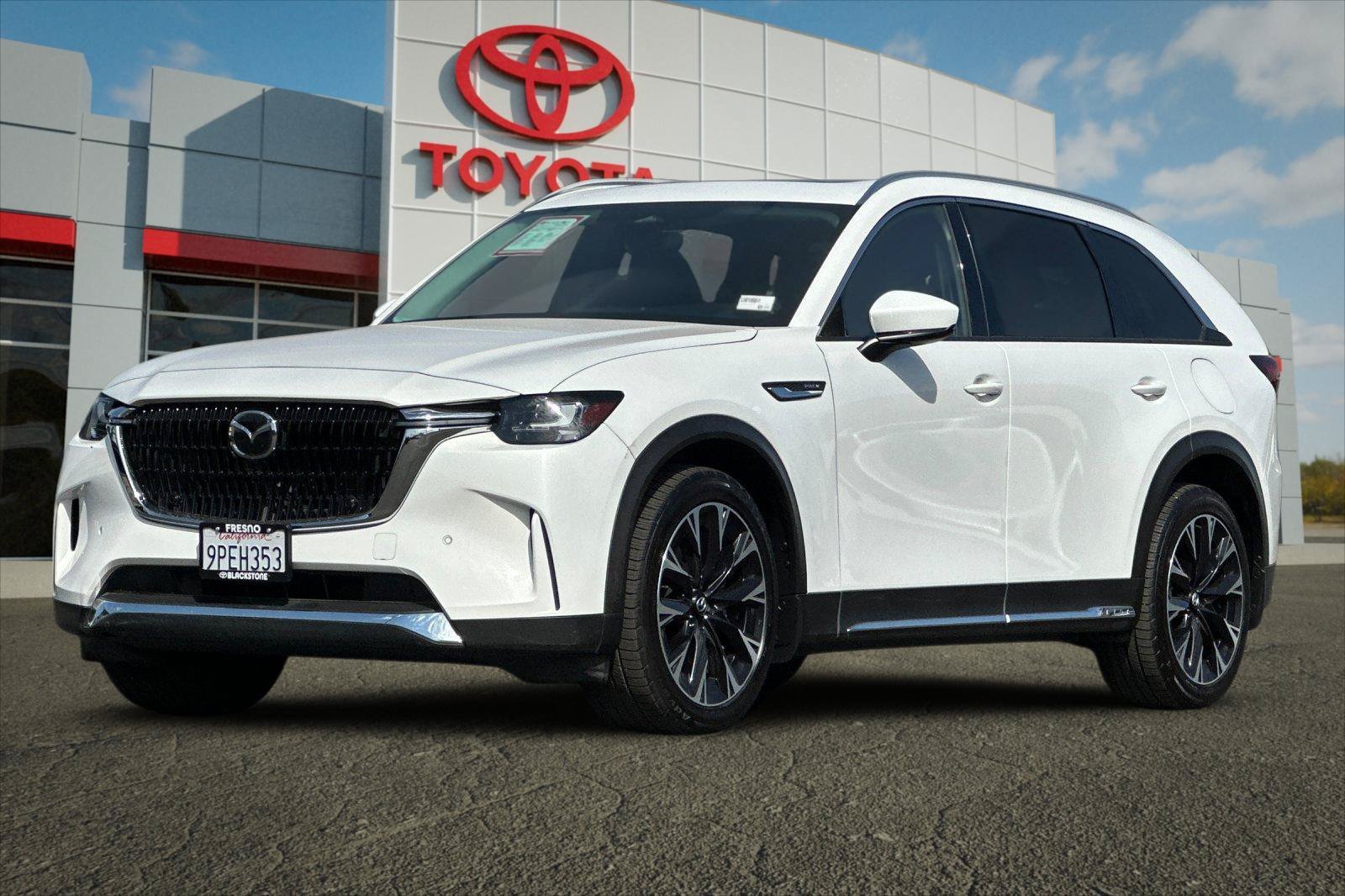 Used 2024 MAZDA CX-90 Plug-In Hybrid w/ Premium Pkg AWD/4WD image 7
