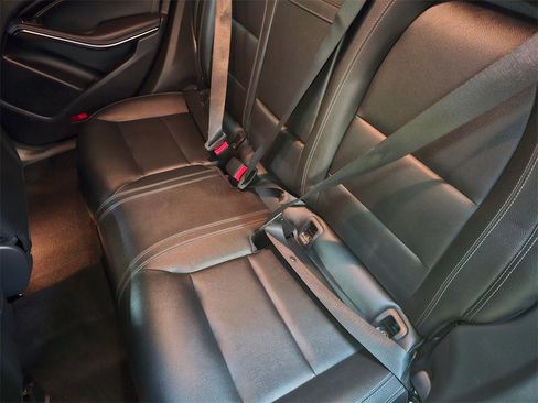 Used 2019 Mercedes-Benz CLA 250 image 17