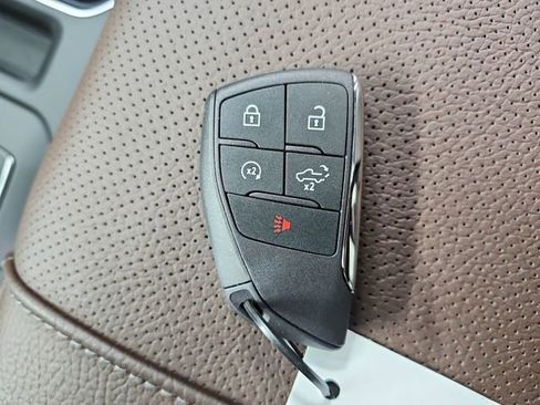 New 2026 GMC Sierra 1500 Denali w/ Denali Reserve Package image 38