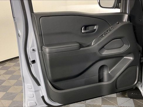 New 2026 Nissan Frontier SV w/ Tow Package image 43