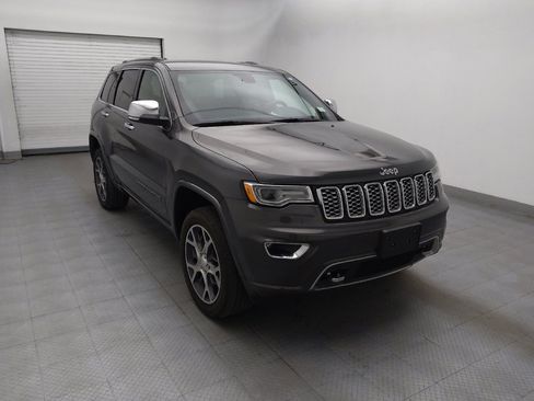 Used 2019 Jeep Grand Cherokee Overland AWD/4WD image 13