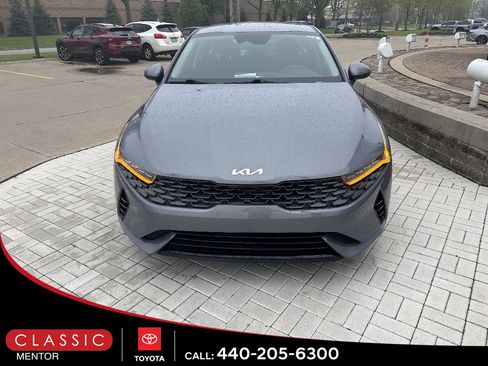 Used 2022 Kia K5 LXS FWD image 2