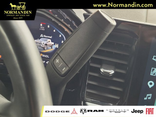 Used 2025 Chevrolet Silverado 2500 LTZ AWD/4WD image 12