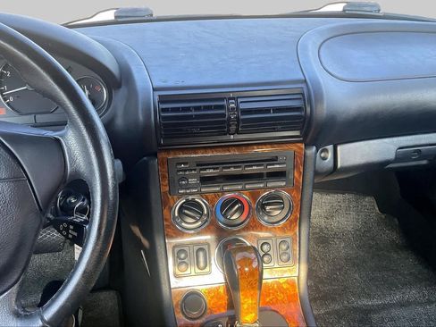 Used 2001 BMW Z3 3.0i RWD image 6