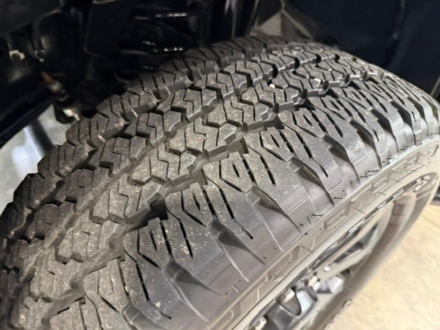 Certified 2025 RAM 2500 Big Horn AWD/4WD image 38