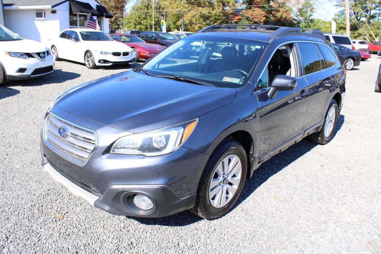 Used 2016 Subaru Outback 2.5i Premium AWD/4WD image 2