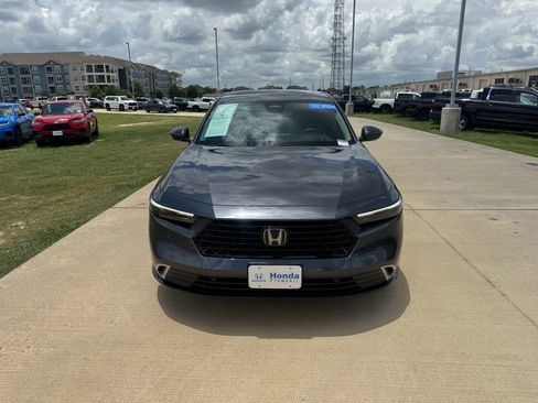 Certified 2024 Honda Accord Touring image 3