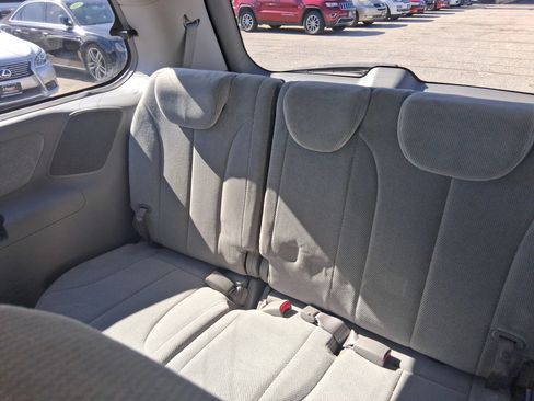 Used 2007 Kia Sedona EX w/ PWR Pkg FWD image 15
