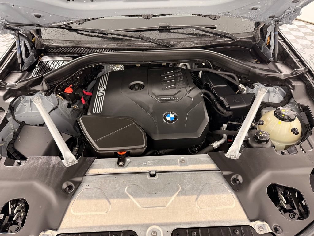 Used 2023 BMW X4 xDrive30i w/ M Sport Package AWD/4WD image 36