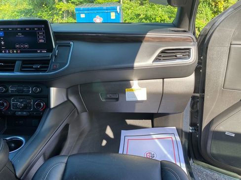 Used 2021 Chevrolet Tahoe LT image 29