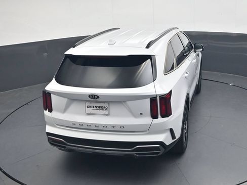 Used 2021 Kia Sorento S FWD image 37