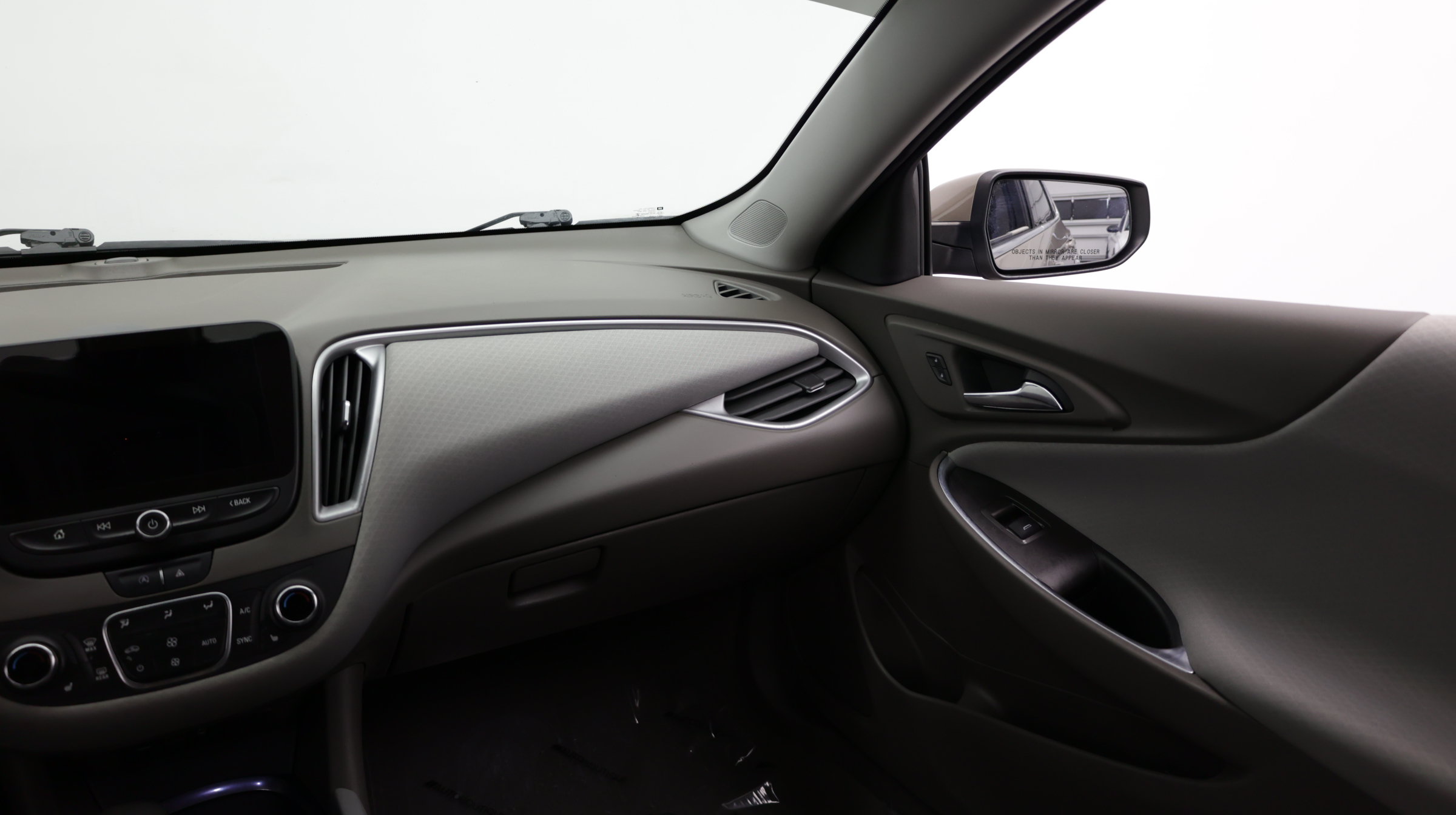 Used 2022 Chevrolet Malibu LT FWD image 31