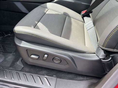 New 2026 Chevrolet Colorado ZR2 w/ Technology Package AWD/4WD image 18