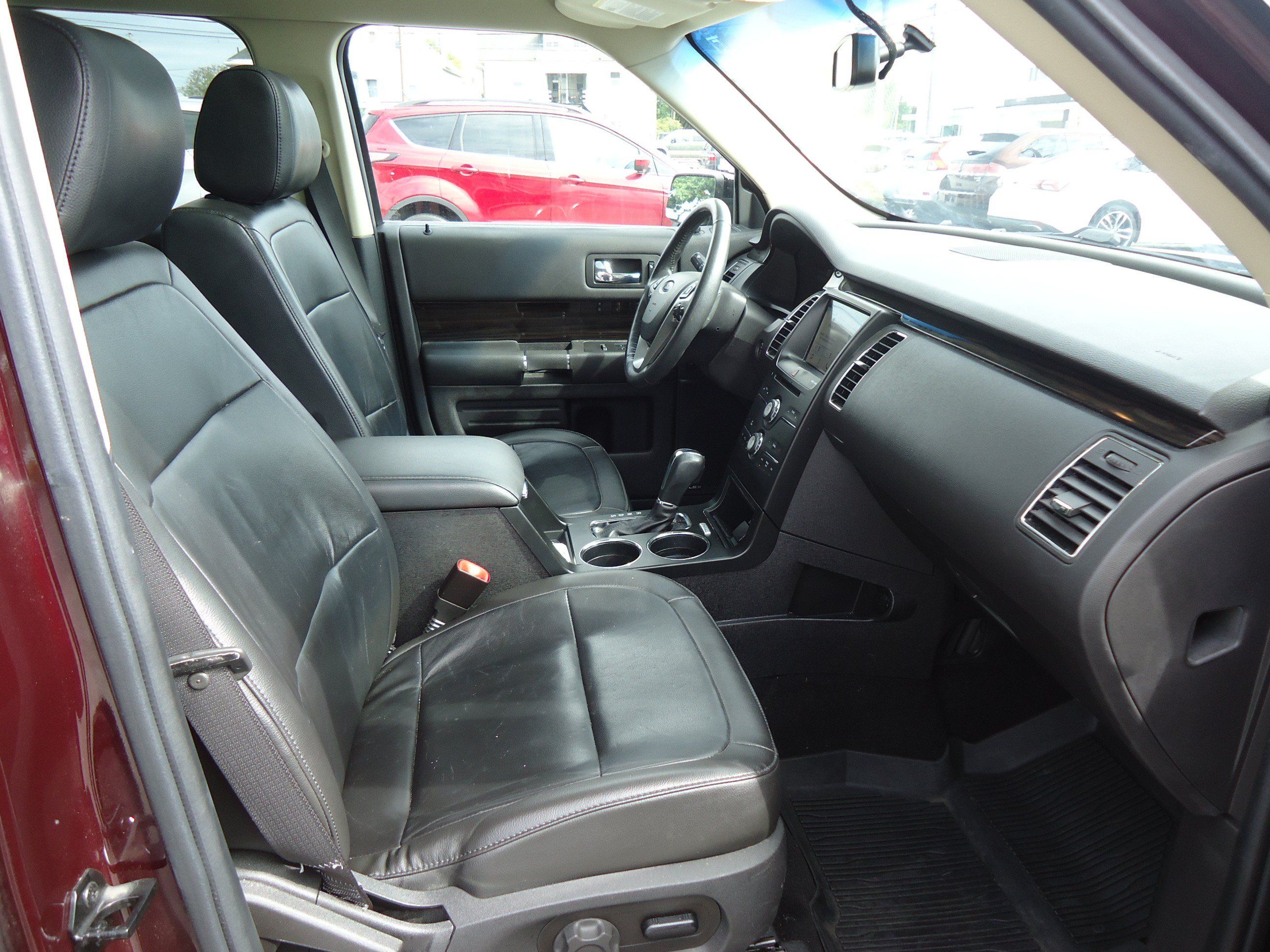 Used 2019 Ford Flex SEL w/ Equipment Group 202A AWD/4WD image 25