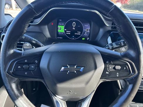 Used 2023 Chevrolet Bolt LT image 29