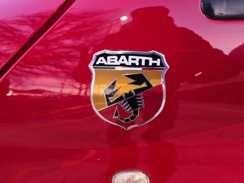 Used 2015 FIAT 500 Abarth image 48