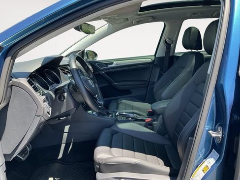 Used 2018 Volkswagen Golf Alltrack SEL AWD/4WD image 8
