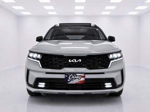 Used 2023 Kia Sorento SX AWD/4WD image 2