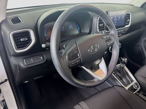 Used 2023 Hyundai Venue SEL w/ Cargo Package FWD image 19