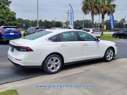 New 2025 Honda Accord LX image 5