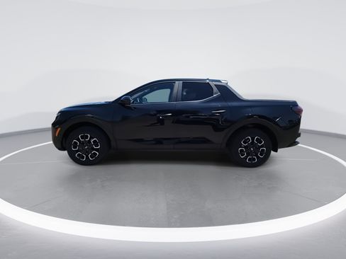 Used 2023 Hyundai Santa Cruz SE AWD/4WD image 5