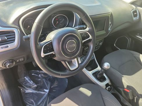 Used 2019 Jeep Compass Sport w/ Tech Group image 24