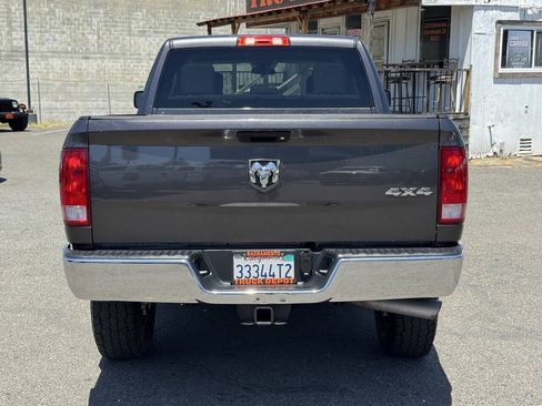 Used 2018 RAM 2500 Tradesman w/ Chrome Appearance Group AWD/4WD image 6