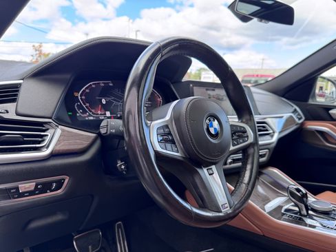 Used 2022 BMW X6 xDrive40i image 12
