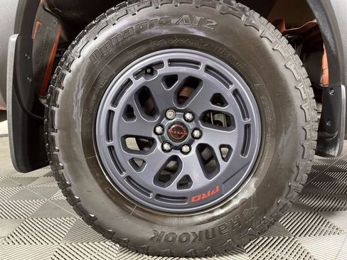 Used 2025 Nissan Frontier Pro-X w/ Pro Convenience Package image 16