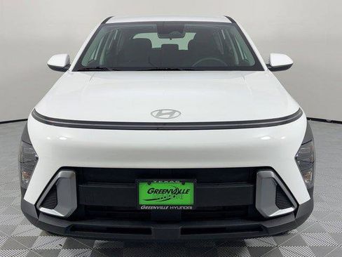 New 2026 Hyundai Kona SE image 6