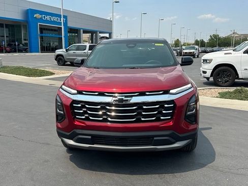 New 2026 Chevrolet Equinox LT AWD/4WD image 11
