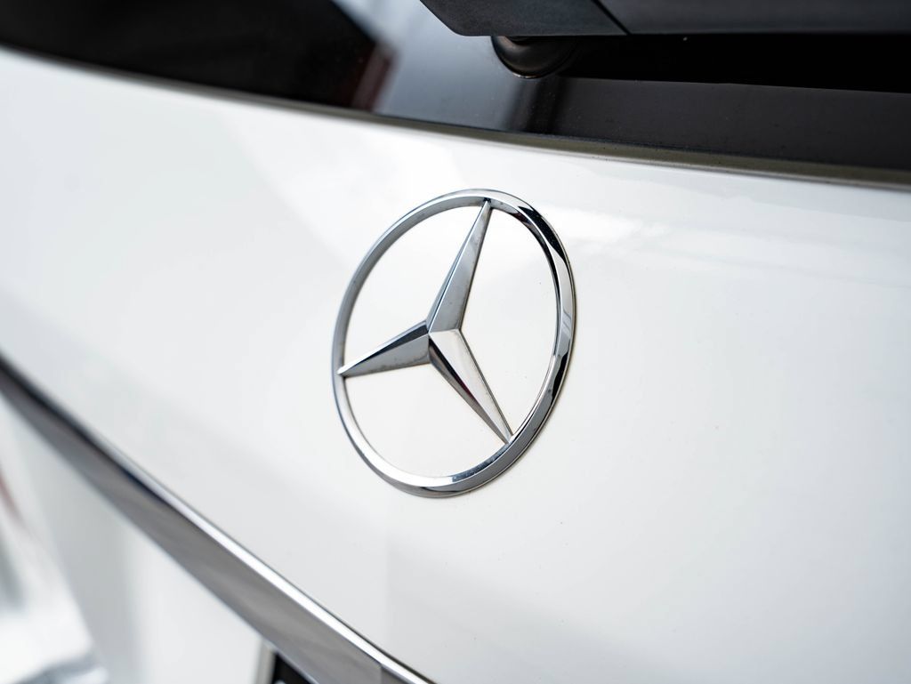 Used 2016 Mercedes-Benz GL 450 4MATIC image 18