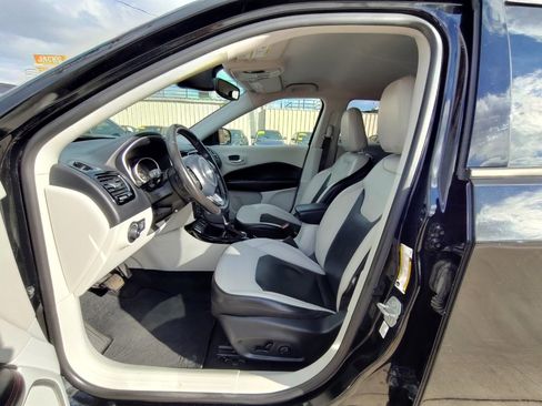 Used 2018 Jeep Compass Limited w/ Safe & Security Group image 15