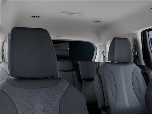 New 2026 Kia Carnival LX image 27