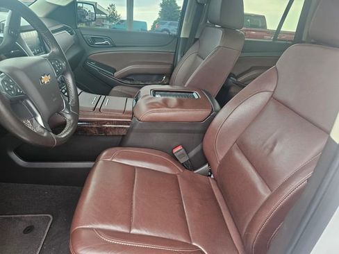 Used 2019 Chevrolet Tahoe Premier AWD/4WD image 19