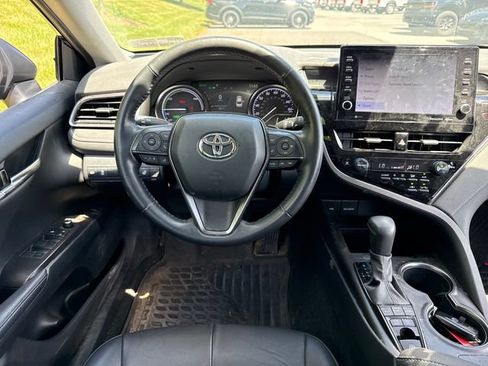 Used 2023 Toyota Camry XSE w/ Cold Weather Package FWD image 19