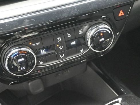 New 2026 Chevrolet Trax RS w/ Driver Confidence Package image 32