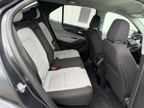 Used 2022 Chevrolet Equinox LT AWD/4WD image 22