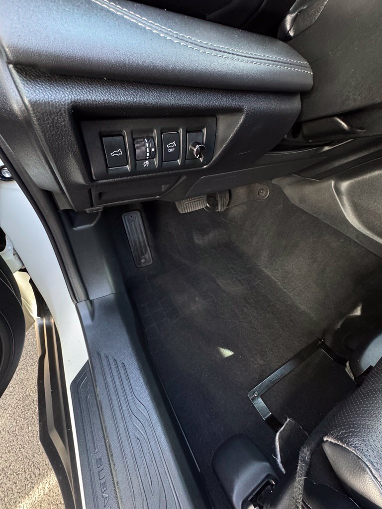 Certified 2024 Subaru Outback Limited AWD/4WD image 16