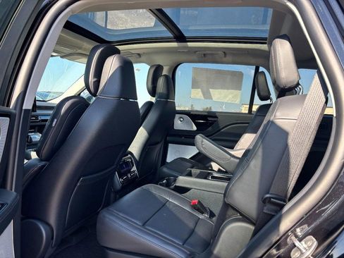 New 2026 Lincoln Aviator Reserve AWD/4WD image 11