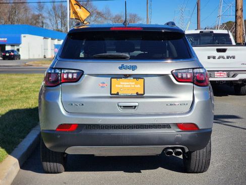 Certified 2022 Jeep Compass Limited image 19