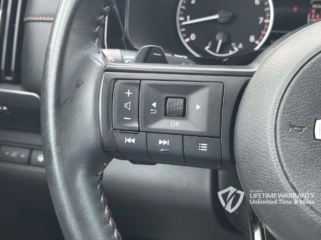 Used 2024 Nissan Pathfinder Rock Creek AWD/4WD image 31