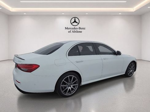 Used 2021 Mercedes-Benz E 350 4MATIC Sedan image 8
