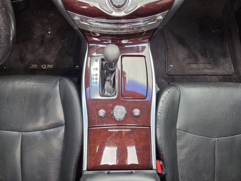 Used 2015 INFINITI Q70 3.7 RWD image 33