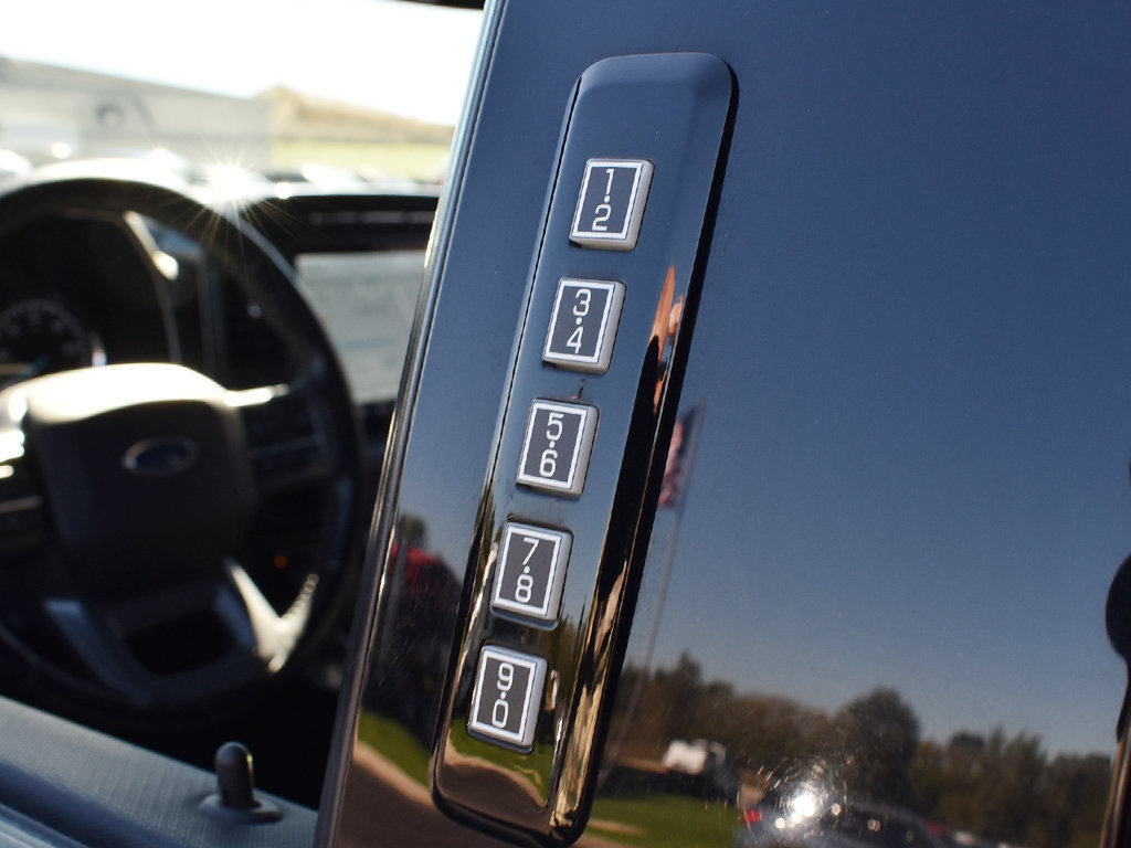 Used 2021 Ford F150 XLT w/ Equipment Group 302A High AWD/4WD image 17