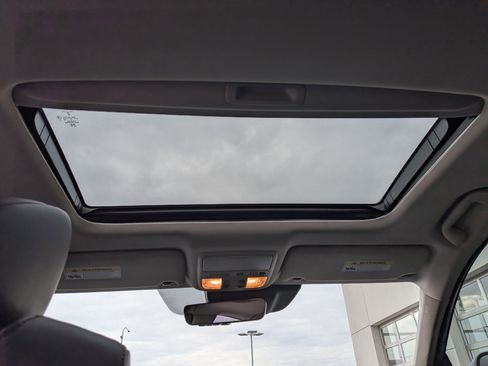 Used 2021 Honda Accord Touring image 29