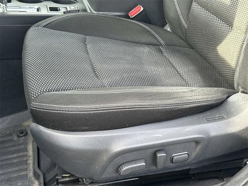 Used 2018 Subaru Outback 2.5i Premium image 17