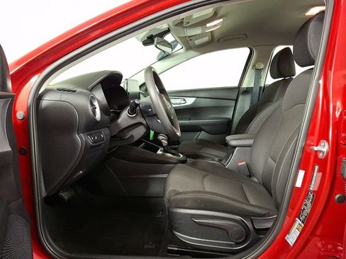 Used 2023 Kia Forte LXS w/ LXS Technology Package FWD image 15